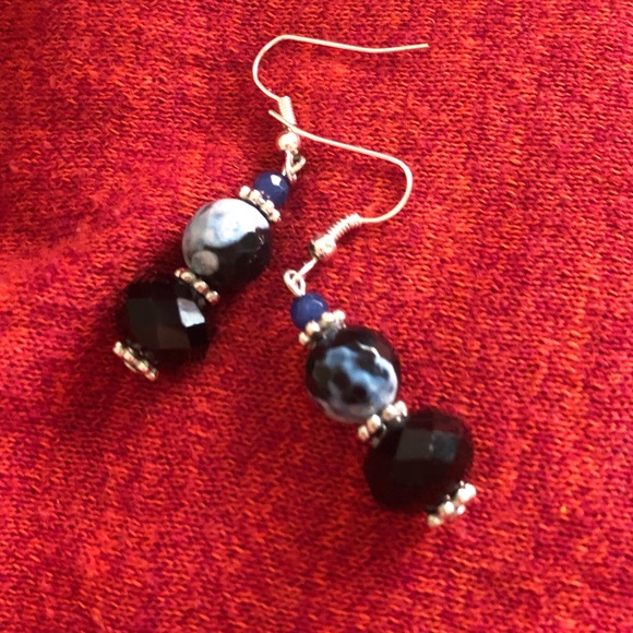 Jewelry - 🛍NWOT Natural Stone Earrings